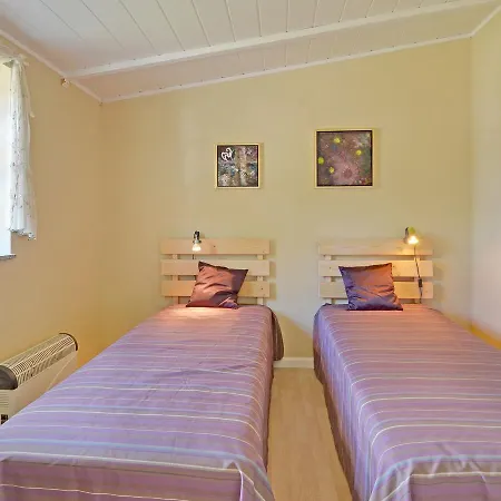 Two-bedroom Holiday In 21 Hemmet