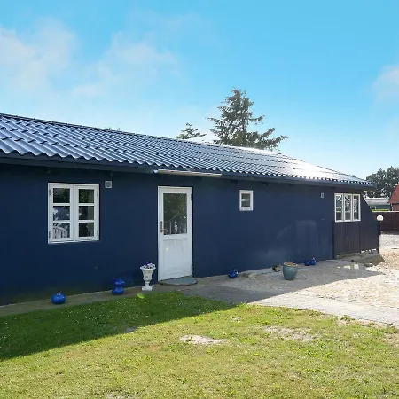 Two-bedroom Holiday In 21 דירה